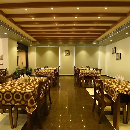 Mayas Kem Pride Hotel Tiruchirappalli Luaran gambar