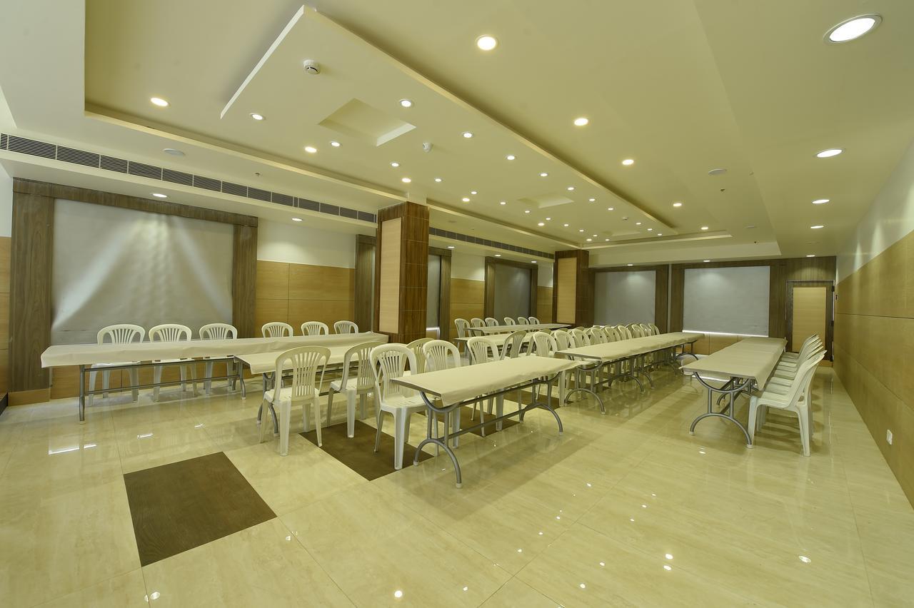 Mayas Kem Pride Hotel Tiruchirappalli Luaran gambar