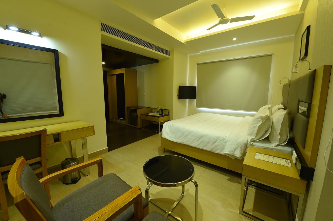 Mayas Kem Pride Hotel Tiruchirappalli Luaran gambar